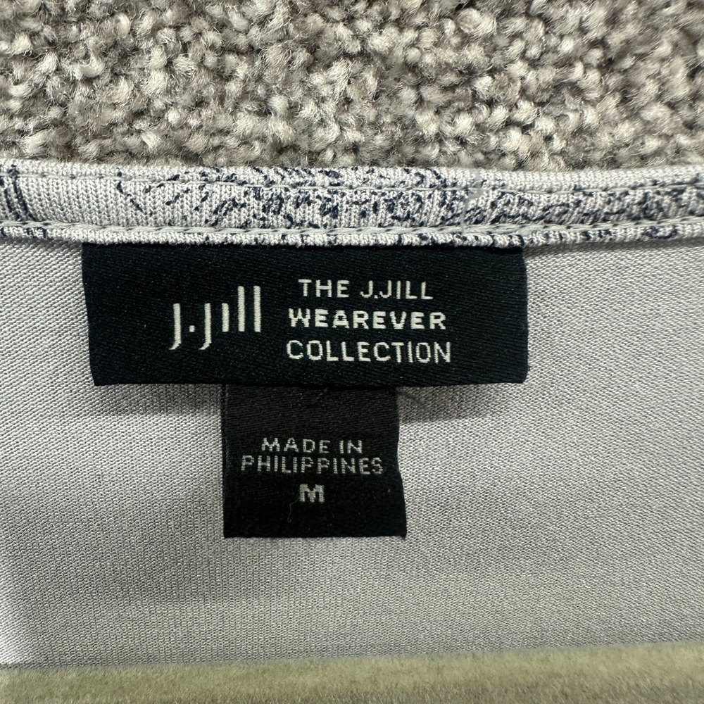 J Jill Wearever Blouse Top Women Medium Gray Floral 3/4 Sleeve Casual Office - Picture 3 of 12